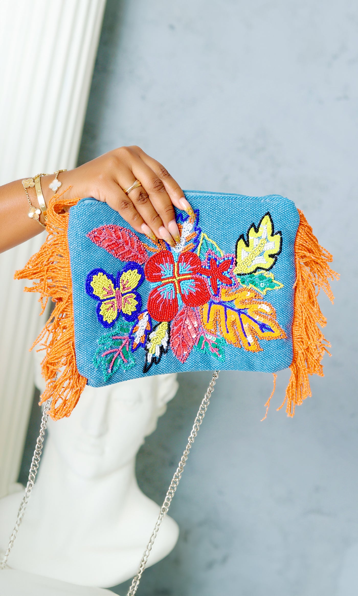  RAINBOW FLUTTERBY FOLIAGE CLUTCH