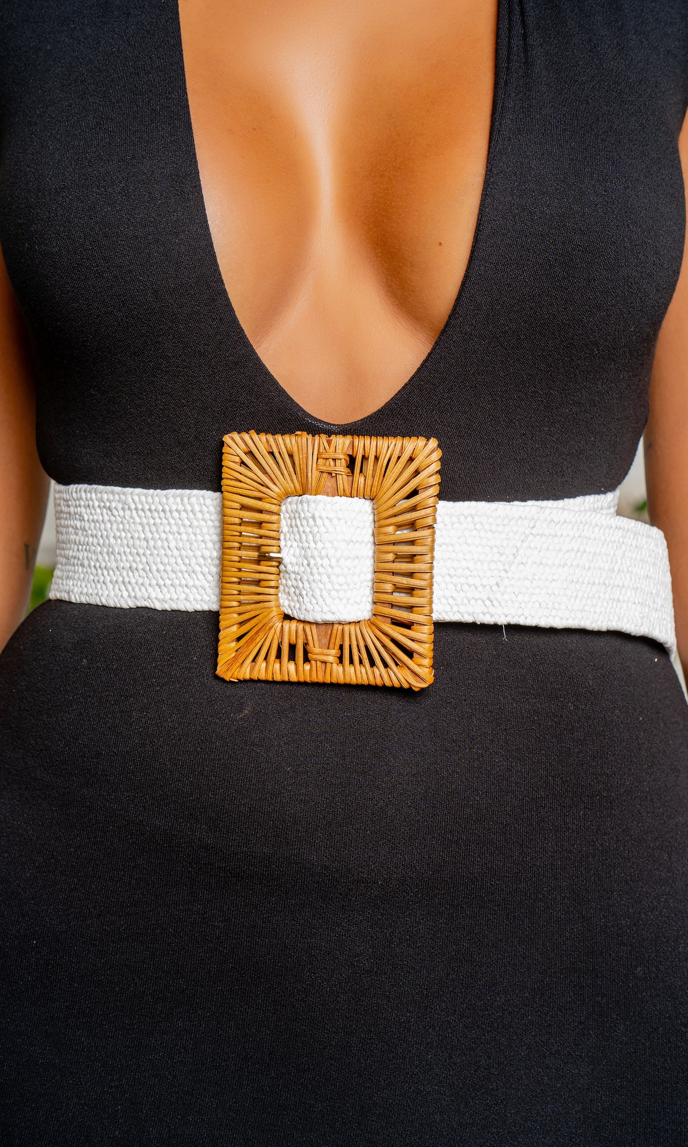 Stretch Straw Raffia Buckle Belt - White - Cutely Covered