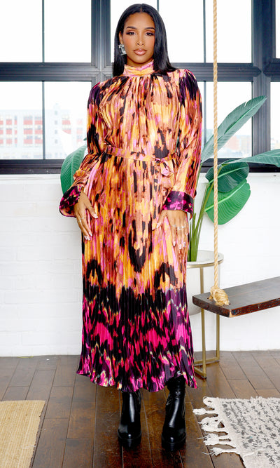 Pure Elegance | Long Sleeve Abstract Maxi Dress